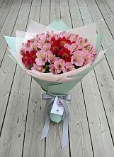 Букет цветов из:  Альстромерии в Солнечном Курской области