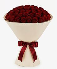 Букет 101 Бордовая роза Блэк Бакарра в Солнечном Курской области