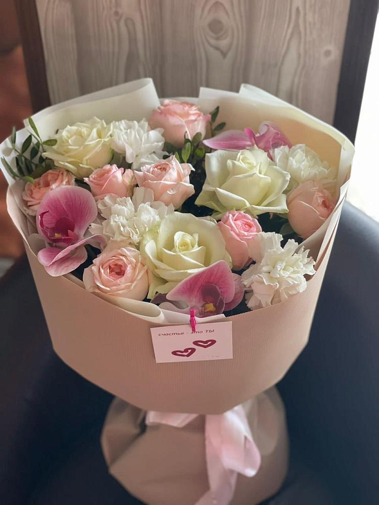 Букет цветов из: Орхидеи, Розы и Гвоздики в Солнечном Курской области