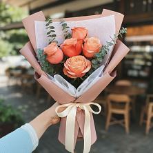Букет цветов из:  Розы в Солнечном Курской области