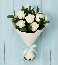 Букет цветов из:  Розы в Солнечном Курской области