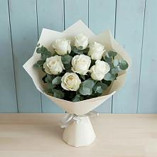 Букет Белые розы в Эвкалипте в Солнечном Курской области