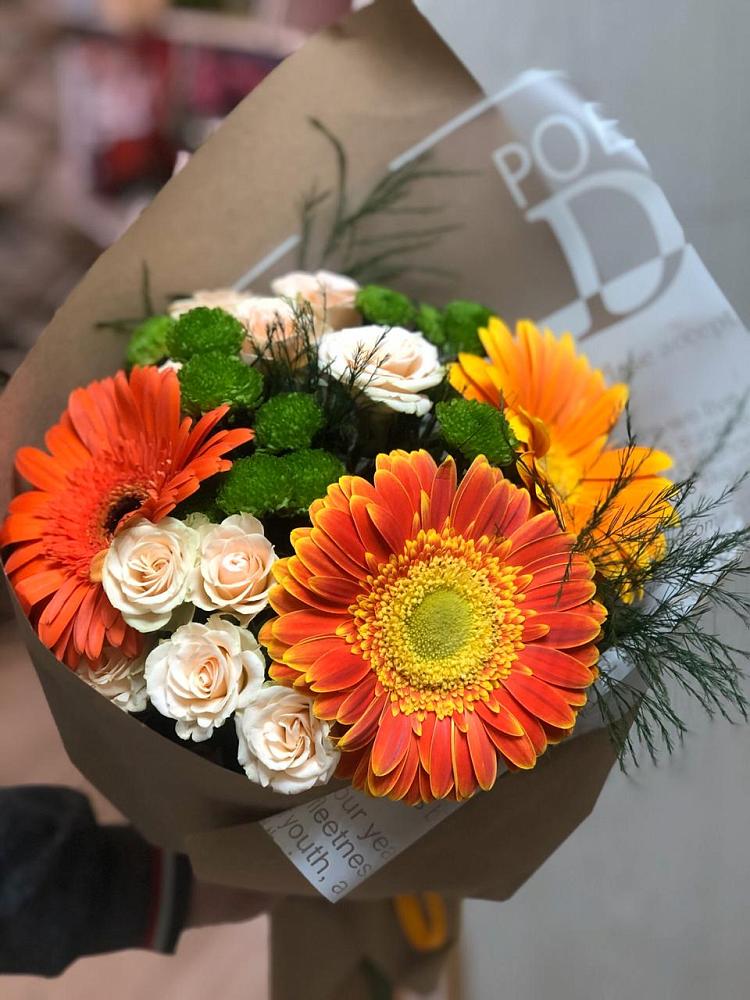 Букет цветов из: Герберы, Хризантемы и Розы в Солнечном Курской области
