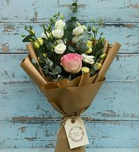 Букет цветов из:  Розы и Лизиантусы #REPLACE_PRED# Солнечном Курской области