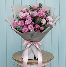 Букет цветов из:  Розы в Солнечном Курской области